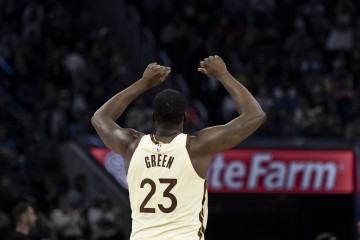 欧冠决赛投注-库里谈追梦：我知道他很期待和字母哥对位 他拥有冠军之心